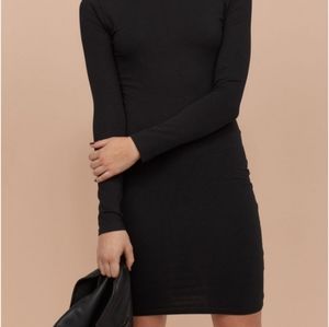 H&M Basic Dress Dark Maroon size Small